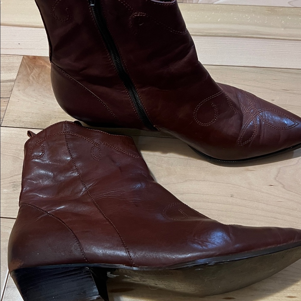 Vintage Cowboy Booties - Picture 4 of 17